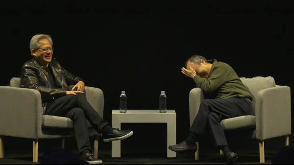 예전의 투자와 인수 관련 이야기는 서로에 좋은 추억이 된 모습이다 / 엔비디아 영상 갈무리