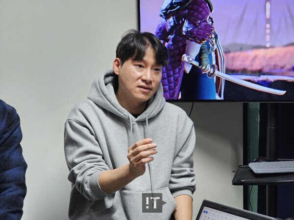 이상진 TA가 19일 인터뷰에서 취재진의 질문에 답변하고 있다. /송가영 기자