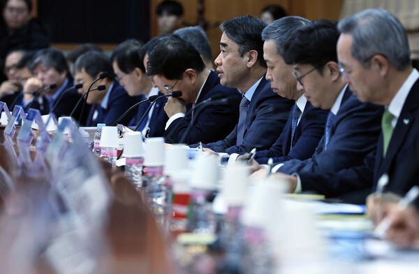 함용일 금융감독원 자본시장·회계부문 부원장이 5일 오전 서울 여의도 금융투자협회 대회의실에서 열린 금융감독원-증권사 CEO 간담회에서 모두 발언을 하고 있다./ 사진 = 뉴스1 