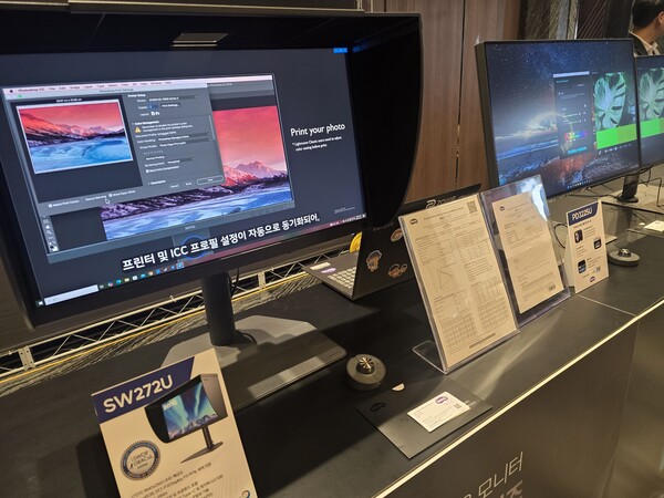 서울 JW 메리어트 동대문 스퀘어에서 19일 열린 ‘2025 컬러&디자인 세미나’에 전시된 벤큐 전문가용 모니터 / 이윤정 기자 