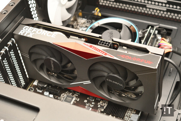 제품에는 컬러풀의 지포스 RTX 4060 그래픽카드가 탑재됐다. / 권용만 기자