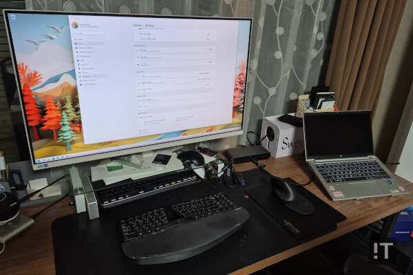 4K 모니터를 노트북 PC에 연결하는 것은 생각보다 까다로운 일이다. / 권용만 기자