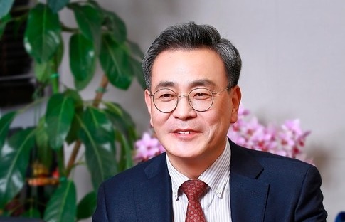 키움증권은 지난달 26일 정기 주주총회를 통해 이현(사진) 다우키움그룹 부회장을 이사회 의장으로, 김동준 키움인베스트먼트 대표를 기타비상무이사로 선임했다. / 조선DB