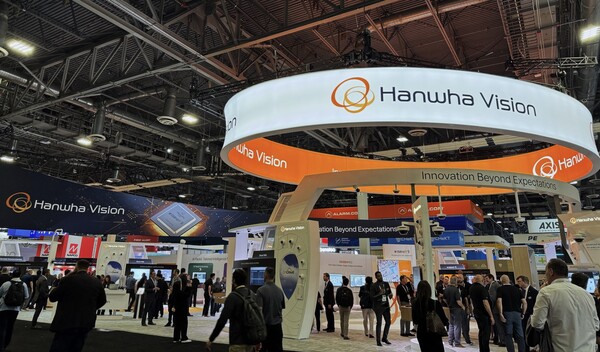 ‘ISC WEST’에 참가한 한화비전 전시 부스/한화비전