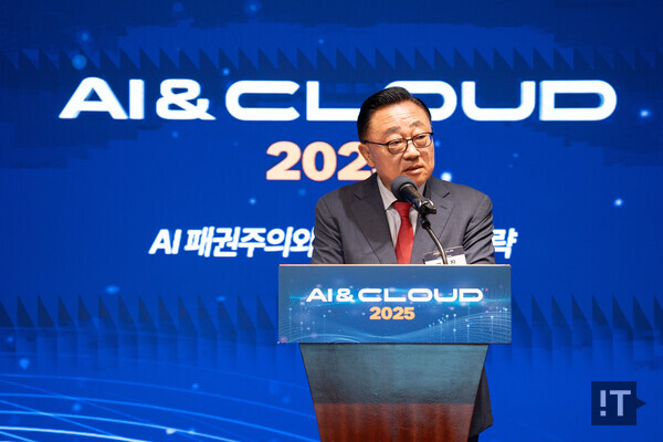 고동진 국민의힘 의원이 5월 14일 IT조선이 서울 웨스틴 조선호텔에서 개최한 'AI&CLOUD 2025' 콘퍼런스에 참석해 축사하고 있다. / IT조선