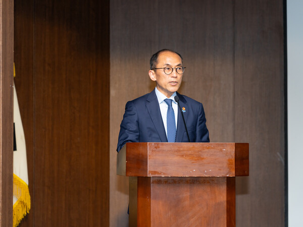 고학수 개인정보보호위원회 위원장이 21일 오후 서울 중구 은행회관에서 개최된 개인정보 정책포럼에서 개회사를 하고 있다. / 개인정보위