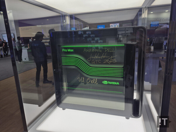 젠슨 황의 사인이 담긴 ‘GB300 기반 델 프로 맥스’ / 라스베이거스=권용만 기자