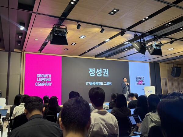 정성권 LG유플러스 IT플랫폼/빌드그룹장(상무)가 27일 용산사옥에서 열린 인공지능(AI) 상담 어드바이저 기술설명회에서 말하고 있다. / 김광연 기자