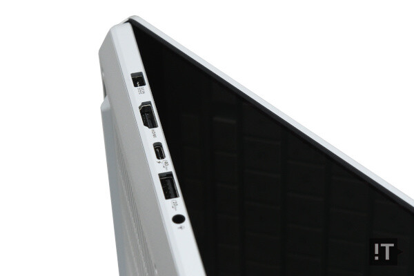 에이수스 ROG 제피러스 G14(2025) 제품 좌측 포트 구성 / 권용만 기자