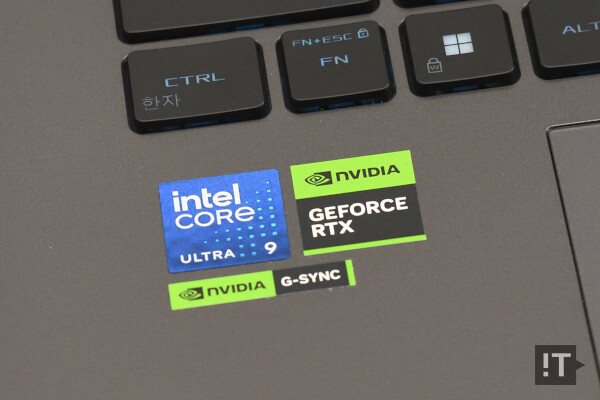 인텔 코어 울트라 9 HX 시리즈 프로세서와 지포스 RTX 50 시리즈 GPU 조합을 쓴다. / 권용만 기자