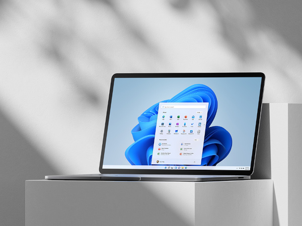 윈도 11 탑재 노트북 PC / 마이크로소프트