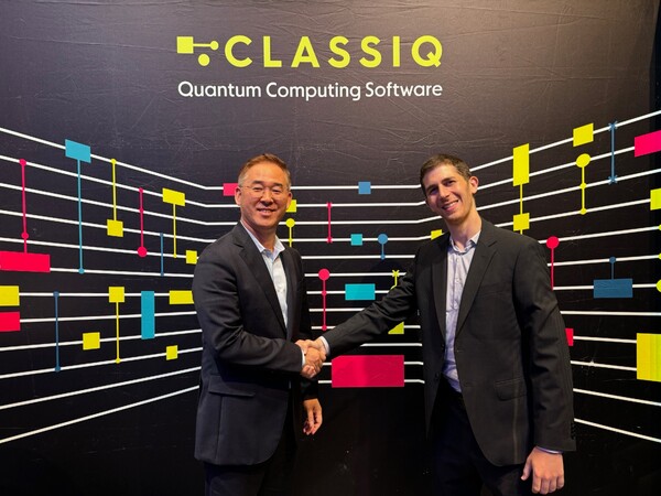 김동호 메가존클라우드 CQO(좌), 니르 미네르비 클래시큐 CEO(우)/ 메가존클라우드