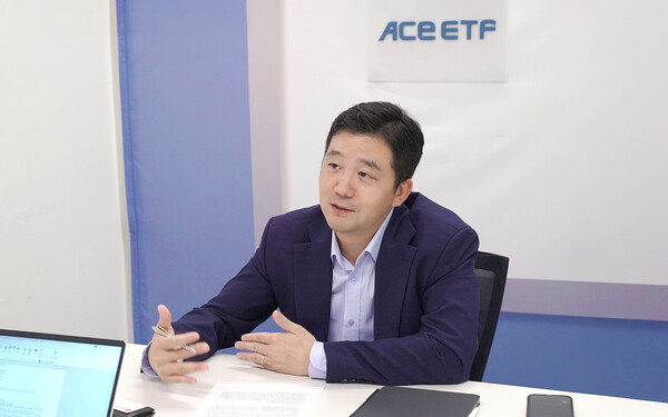 남용수 한국투자신탁운용 ETF운용본부장이 IT조선과의 인터뷰에서 질문에 답하고 있다. / 한국투자신탁운용 제공