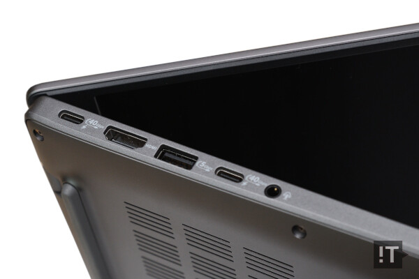 에이수스 비보북 S16 좌측 포트 구성 / 권용만 기자