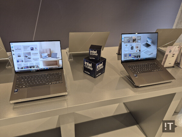 인텔 코어 울트라 200V 시리즈를 탑재한 젠북 S14(좌), 젠북S16(우) / 권용만 기자