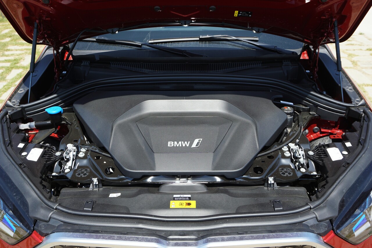 BMW iX2 e드라이브20 전기모터. / 허인학 기자