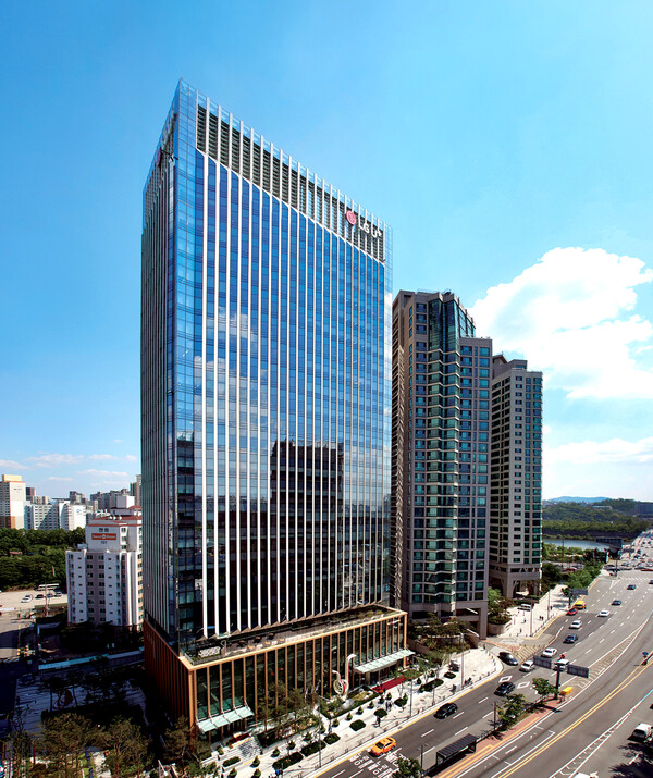 LG유플러스 용산사옥. / LG유플러스