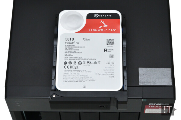 ‘아이언울프 프로’ 제품군은 NAS 시스템에서의 활용에 최적화됐다. / 권용만 기자