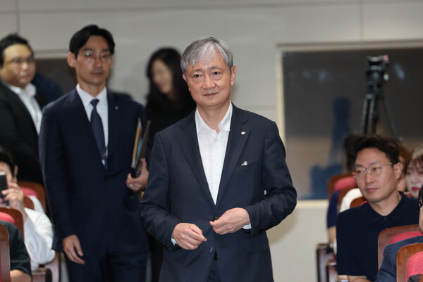 이찬진 신임 금융감독원장이 14일 오후 서울 여의도 금융감독원에서 열린 취임식에 참석하고 있다./뉴스1