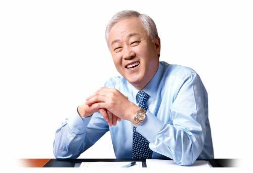 이행명 명인제약 회장. / 명인제약