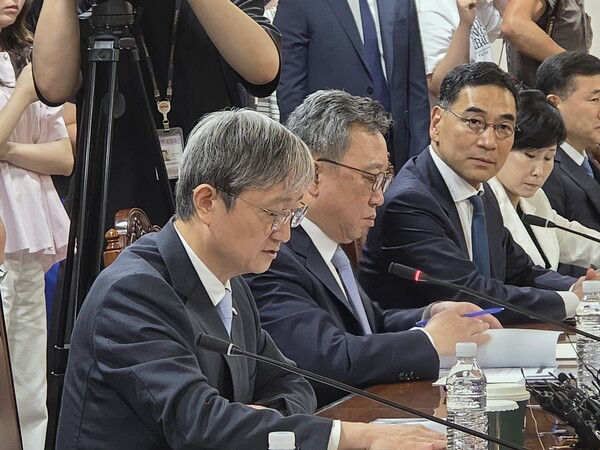 이찬진 신임 금융감독원장이 28일 서울 중구 은행연합회에서 은행장과의 간담회를 진행했다/한재희 기자