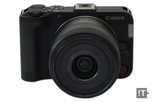 캐논 EOS R50 V 미러리스 카메라 전면 / 권용만 기자