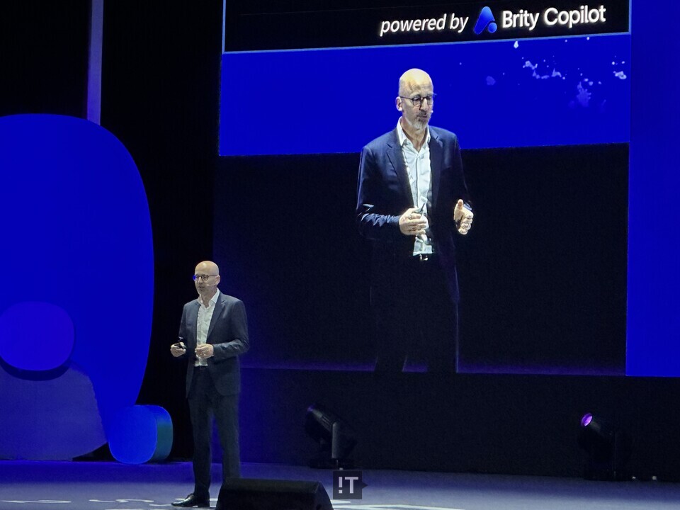 피터 플루임(Peter Pluim) SAP 엔터프라이즈 클라우드 서비스 총괄이 11일 서울 코엑스에서 열린 ‘리얼 서밋(REAL Summit) 2025’에서 기조연설하고 있다. / 김경아 기자