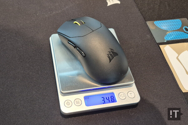 제원상 36g인 커세어 세이버 v2 프로 울트라 라이트 무선 게이밍 마우스 / 권용만 기자