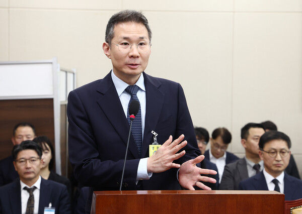 김경훈 구글코리아 전 대표가 지난해 10월 25일 서울 여의도 국회 과학기술정보방송통신위원회에서 열린 종합 국정감사에서 의원 질의에 답변하고 있다. / 뉴스1