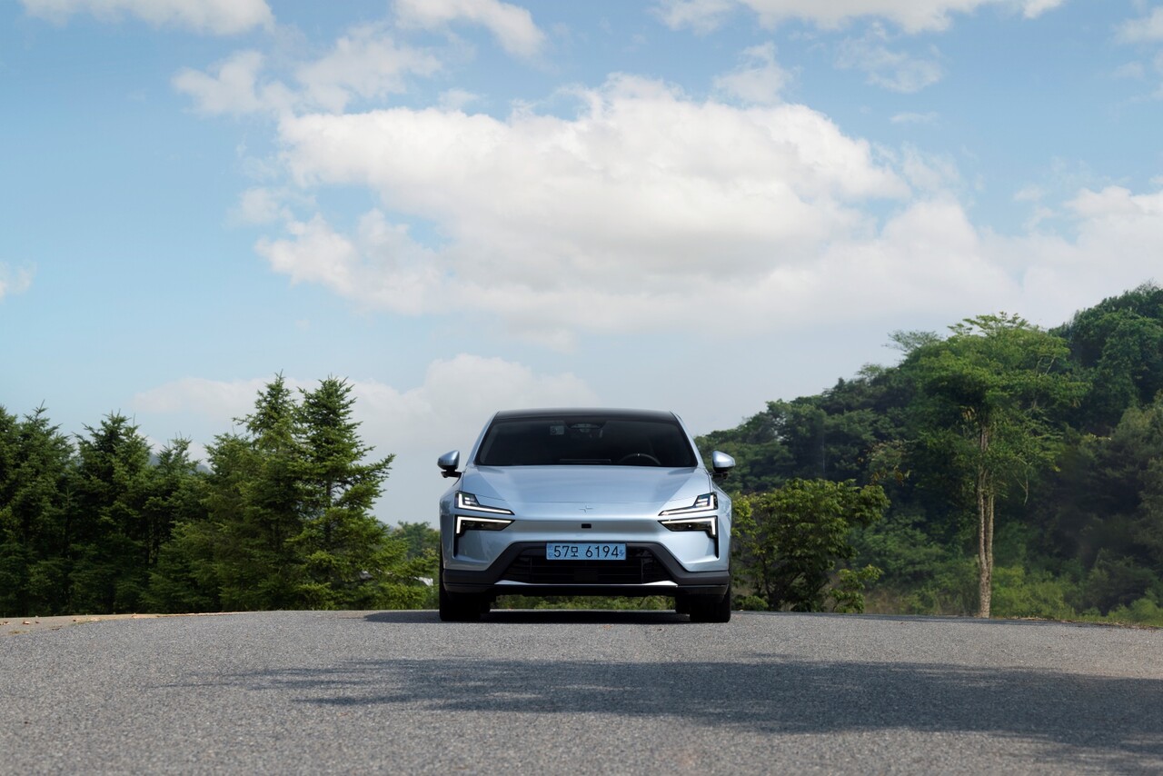 폴스타 2026년형 폴스타 4. / 폴스타