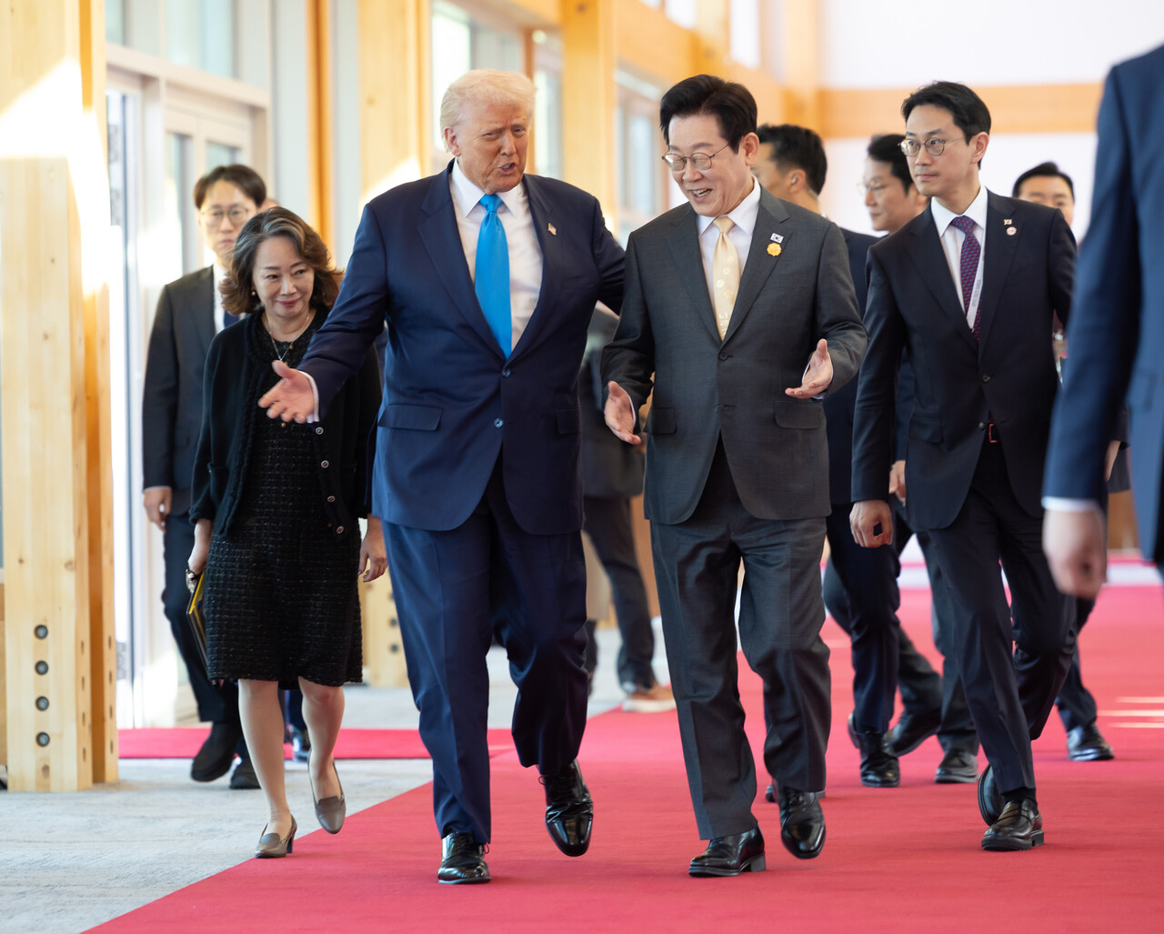 이재명 대통령과 도널드 트럼프 미국 대통령이 29일 경북 경주박물관에서 열린 한미 정상회담 오찬회담에 참석하고 있다. /뉴스1