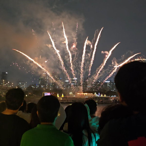 조텍코리아가 VIP 멤버십 대상으로 한강 디너 크루즈 ‘Voyage to Infinity’를 진행했다. / 조텍코리아