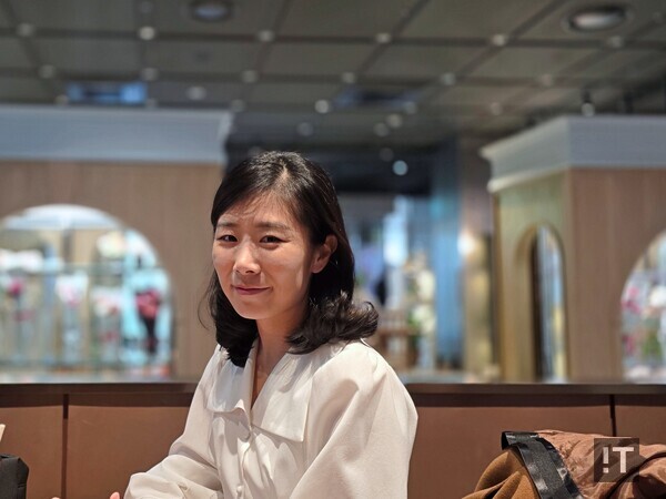 유재연 국가인공지능전략위원회 사회분과 분과장이 IT조선과 인터뷰하고 있다. / 변인호 기자