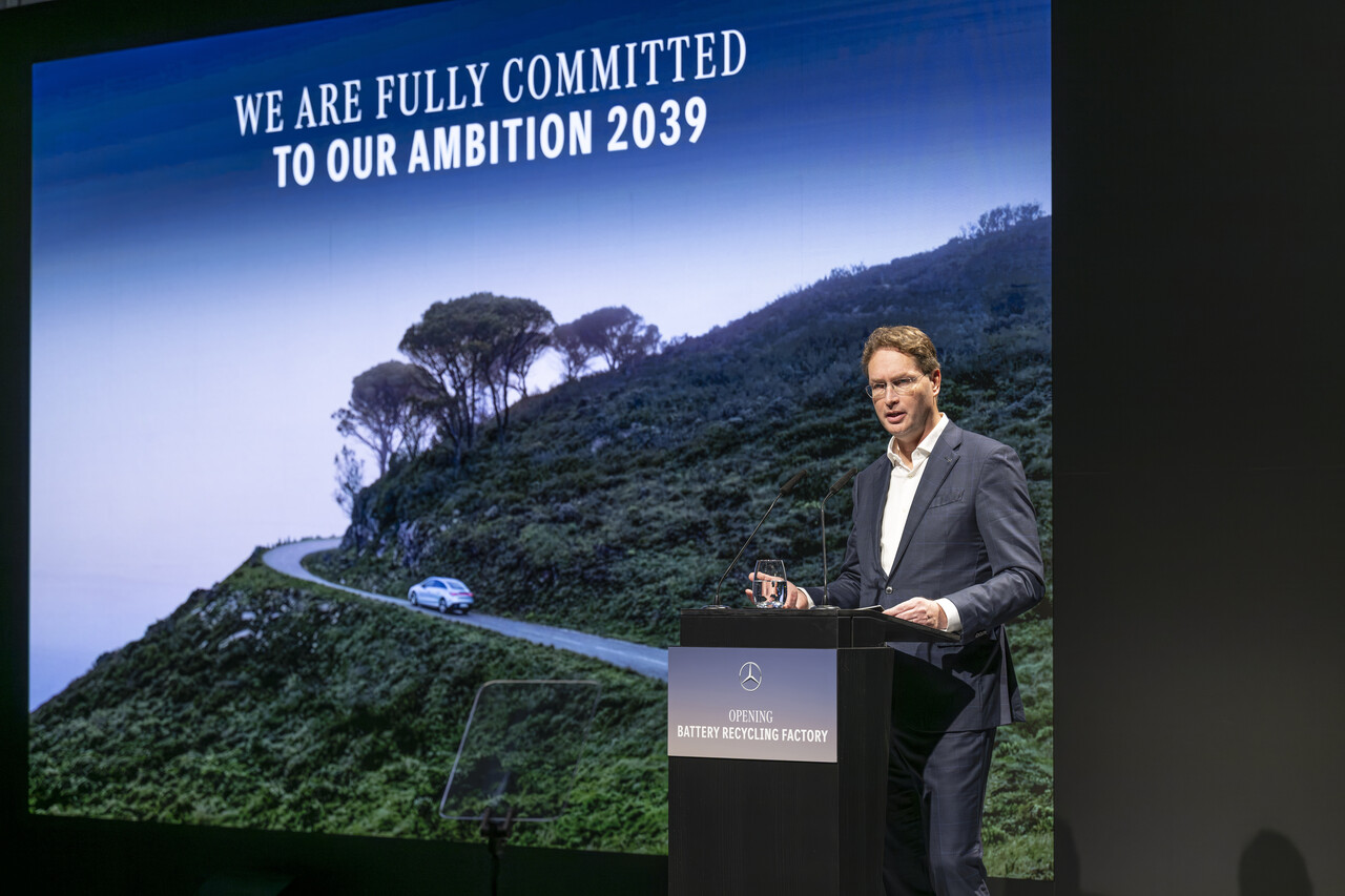 올라 칼레니우스(Ola Källenius) 메르세데스-벤츠 그룹 이사회 의장 및 최고경영자(CEO). / 메르세데스-벤츠