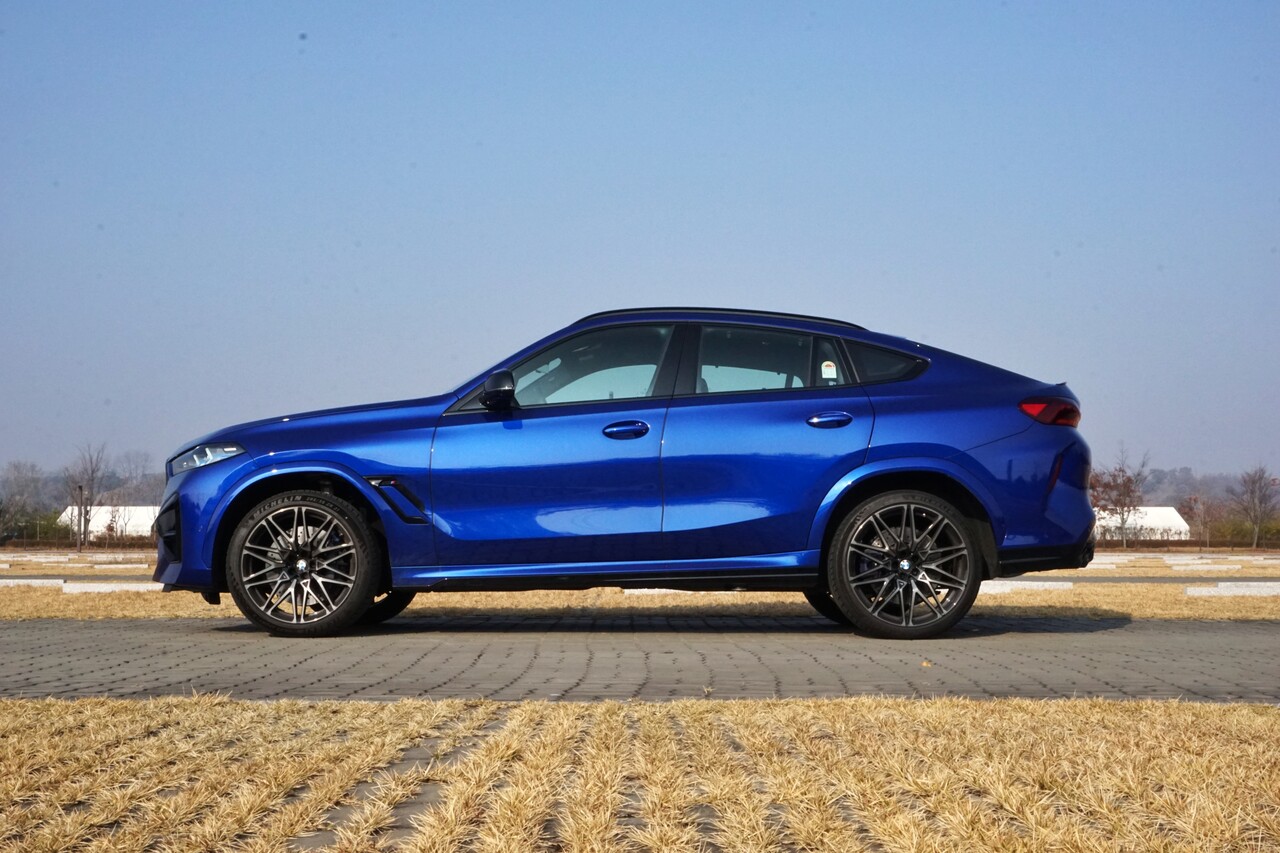 BMW X6 M 컴페티션 측면. / 허인학 기자
