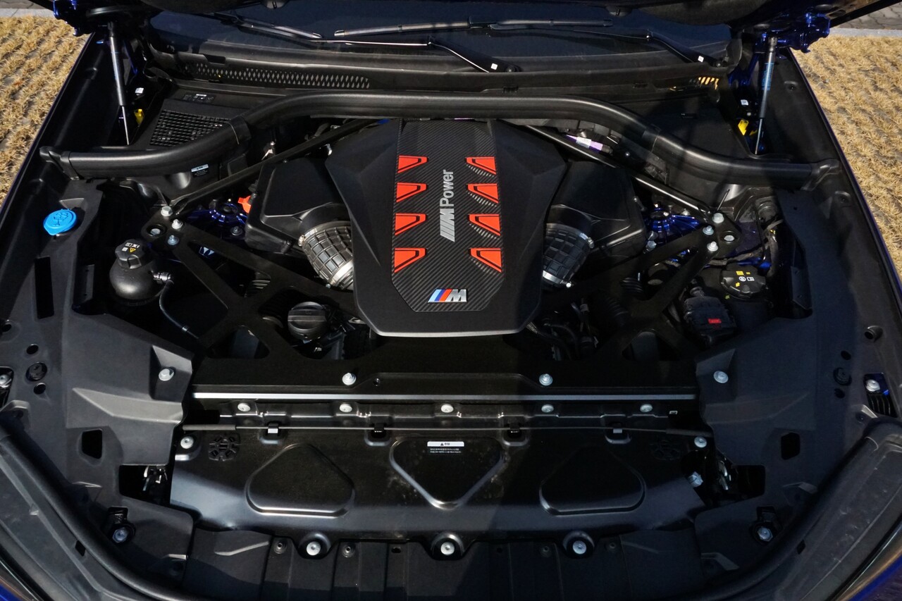 BMW X6 M 컴페티션 4.4L V8 트윈파워 터보 엔진. / 허인학 기자