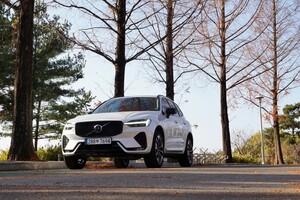 승차감 강화로 경쟁력 재평가, 볼보 XC60 B5 [시승기] - 뉴스 썸네일 이미지