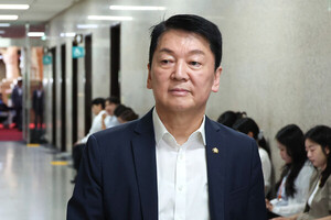 “주식 팔아 벤처·스타트업 재투자하면 양도세 유예”