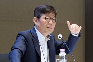 한은 부총재 “특별한 충격 없으면 기준금리 추가 인상”